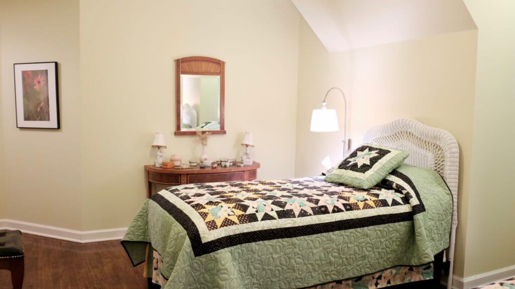 104 Magnolia Avenue Downtown Fairhope, AL 36532 For Rent